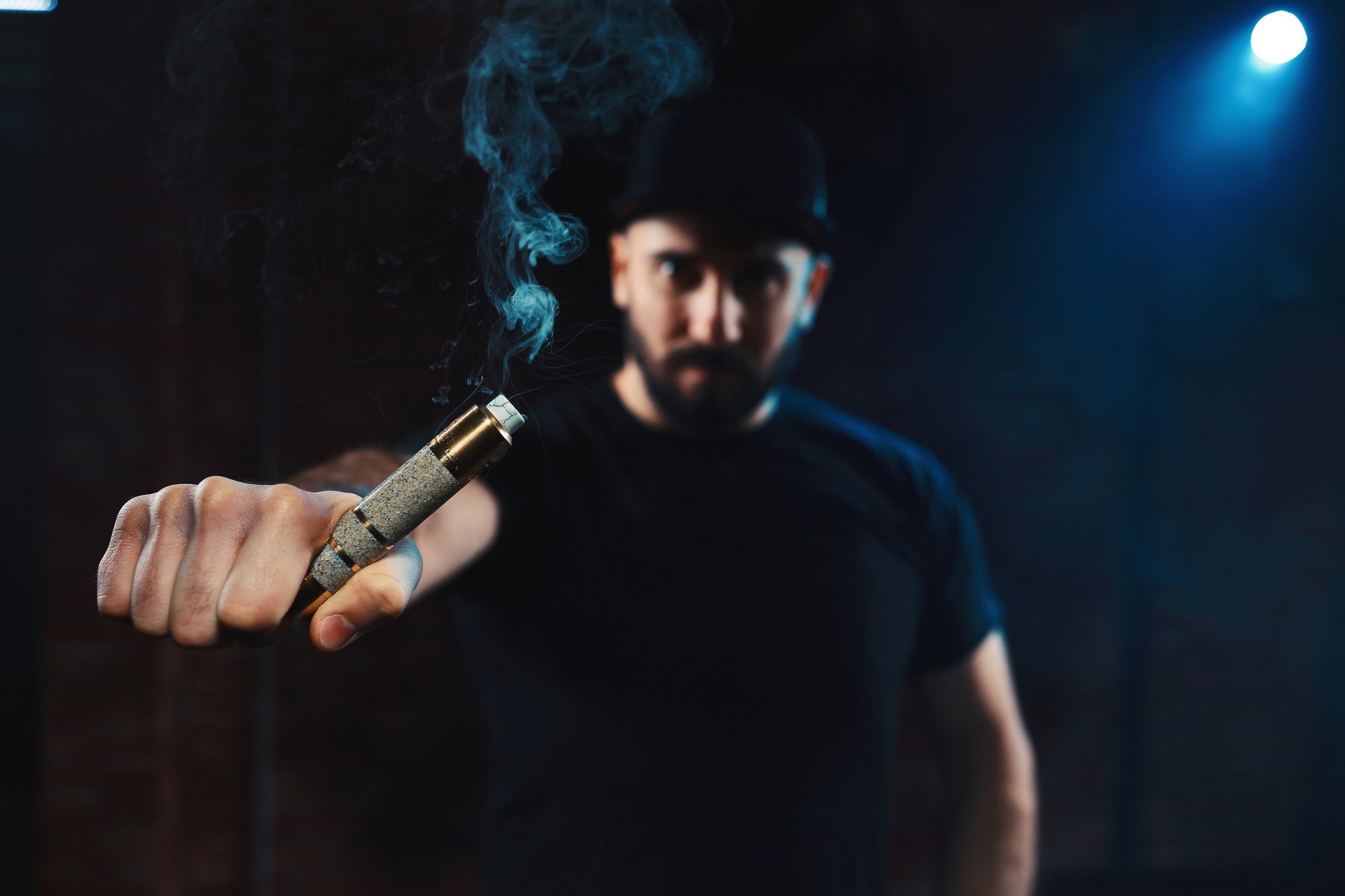 e-cigarette rechargeable